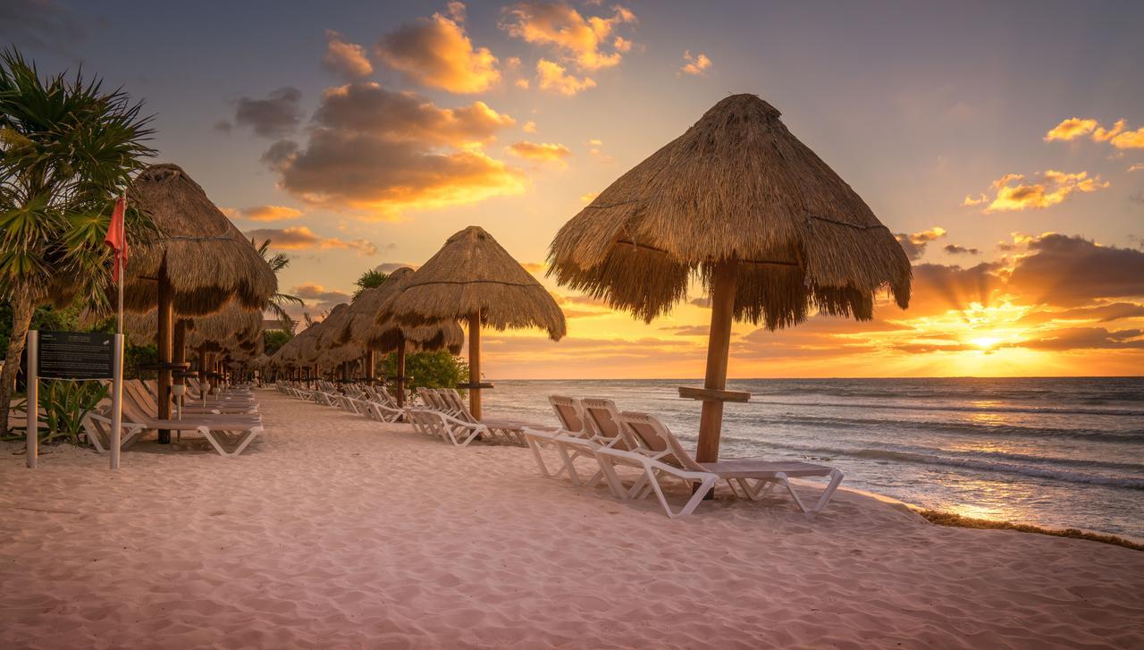 Platinum Yucatan Princess Adults Only Плайя-дель-Кармен Екстер'єр фото Beach at the Grand Palladium Hotel