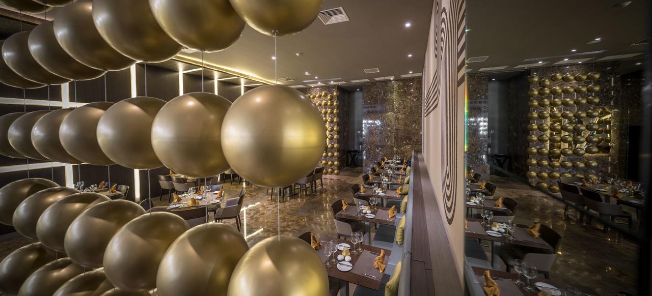 Platinum Yucatan Princess Adults Only Плайя-дель-Кармен Екстер'єр фото The restaurant