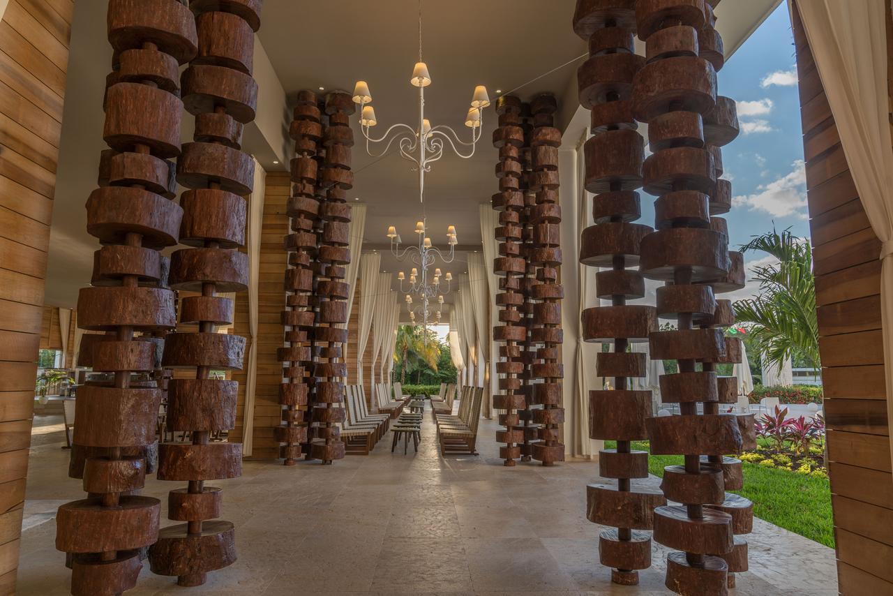 Platinum Yucatan Princess Adults Only Плайя-дель-Кармен Екстер'єр фото The resort's lobby